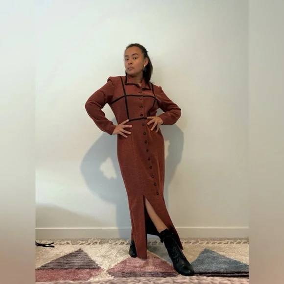 Julian Taylor Terracotta Long Sleeve Dress with Black Accents - Picture 5 of 10